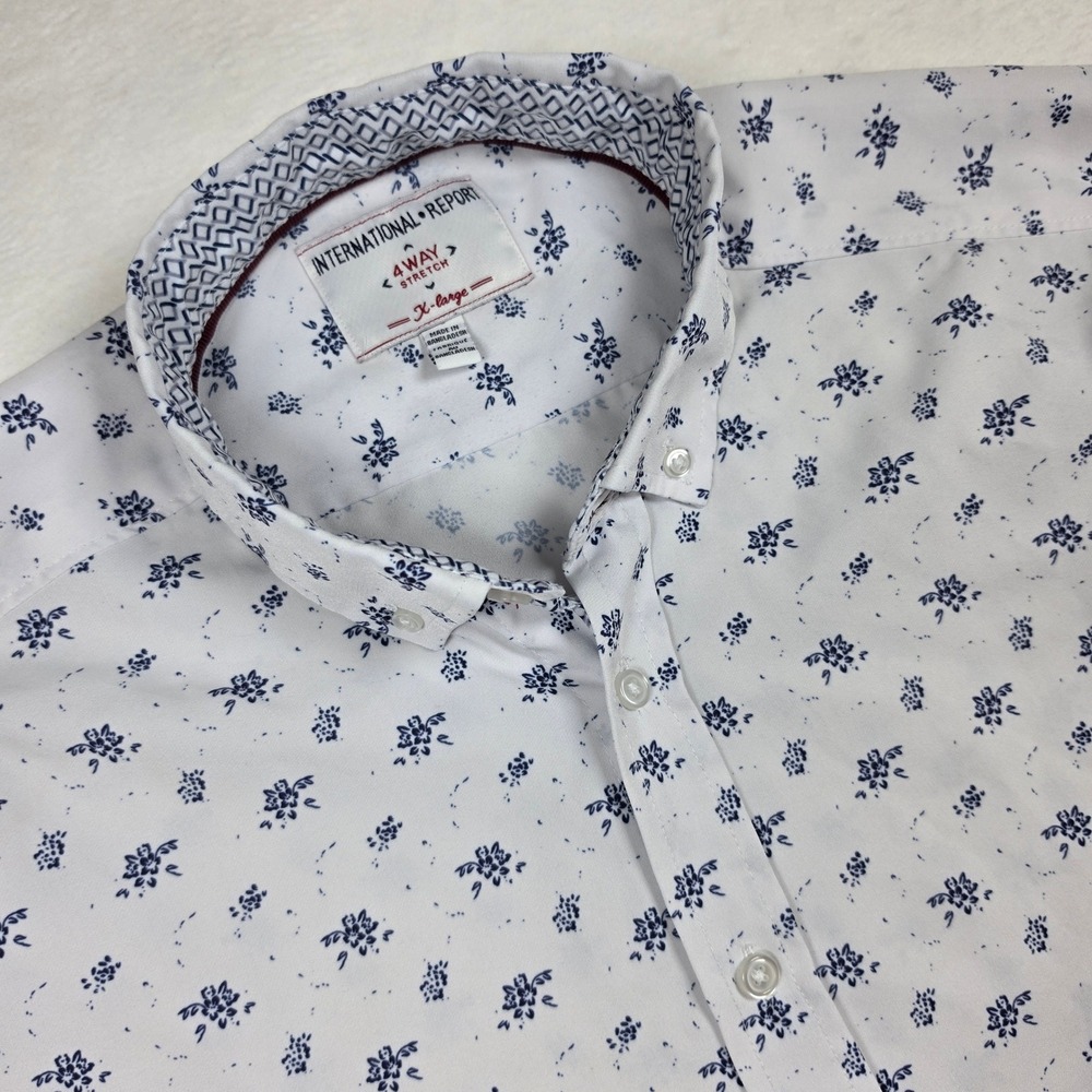 International Report Mens XL White Navy Floral 4-Way Stretch Short Sleeve Shirt